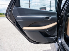 Used 2020  Hyundai Sonata 4d Sedan Limited at A Motors Sales & Finance near San Antonio&comma; TX