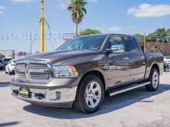 Used 2018  Ram 1500 2WD Crew Cab SLT at A Motors Sales & Finance near San Antonio&comma; TX