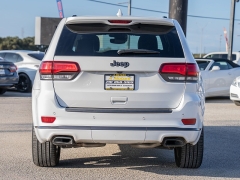 Used 2020  Jeep Grand Cherokee 4d SUV 2WD Overland High Altitude at A Motors Sales & Finance near San Antonio, TX