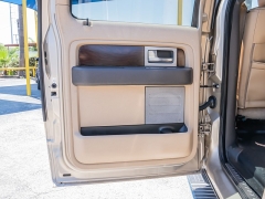 Used 2012  Ford F-150 2WD Supercrew Lariat 5 1&sol;2 at A Motors Sales & Finance near San Antonio&comma; TX