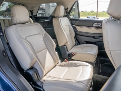 Used 2017 Ford Explorer 4d SUV 4WD Platinum at A Motors Sales & Finance near San Antonio, TX