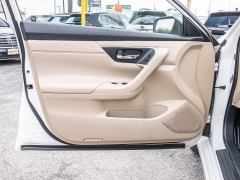 Used 2015  Nissan Altima 4d Sedan 2&period;5L at A Motors Sales & Finance near San Antonio&comma; TX