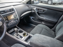 Used 2015  Nissan Altima 4d Sedan S 2&period;5L at A Motors Sales & Finance near San Antonio&comma; TX