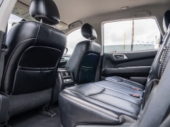 Used 2020  Nissan Pathfinder 4d SUV 4WD SL at A Motors Sales & Finance near San Antonio&comma; TX