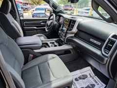 Used 2020  Ram 1500 2WD Crew Cab Lone Star at A Motors Sales & Finance near San Antonio&comma; TX