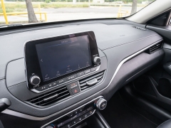 Used 2019  Nissan Altima 4d Sedan FWD 2&period;5L SV at A Motors Sales & Finance near San Antonio&comma; TX