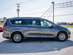 Used 2018 Chrysler Pacifica 4d Wagon Touring L at A Motors Sales & Finance near San Antonio, TX