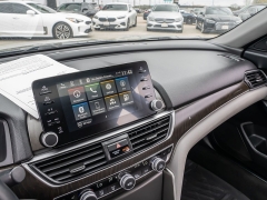 Used 2019  Honda Accord Hybrid 4d Sedan Touring at A Motors Sales & Finance near San Antonio&comma; TX