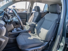 Used 2020  Chevrolet Traverse 4d SUV AWD LT Cloth w&sol;2FL at A Motors Sales & Finance near San Antonio&comma; TX