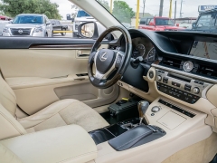 Used 2014  Lexus ES 350 4dr Sdn at A Motors Sales & Finance near San Antonio&comma; TX