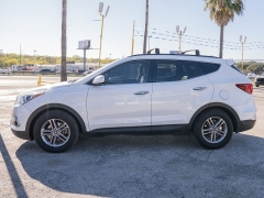 Used 2017  Hyundai Santa Fe Sport 4d SUV FWD 2.4L at A Motors Sales & Finance near San Antonio, TX