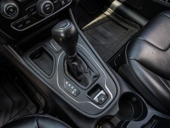 Used 2021  Jeep Cherokee Latitude Plus FWD at A Motors Sales & Finance near San Antonio&comma; TX