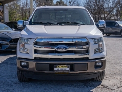 Used 2016  Ford F-150 2WD SuperCrew Lariat 5 1&sol;2 at A Motors Sales & Finance near San Antonio&comma; TX