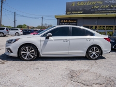 Used 2018  Subaru Legacy 4d Sedan 2&period;5i Limited at A Motors Sales & Finance near San Antonio&comma; TX
