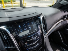 Used 2019  Cadillac Escalade ESV 4d SUV 4WD Platinum at A Motors Sales & Finance near San Antonio&comma; TX