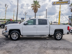 Used 2018  Chevrolet Silverado 1500 2WD Crew Cab LT at A Motors Sales & Finance near San Antonio&comma; TX