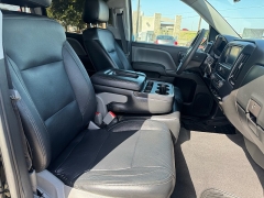 Used 2018 Chevrolet Silverado 1500 2WD Crew Cab Custom at A Motors Sales & Finance near San Antonio, TX