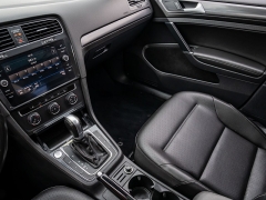 Used 2018  Volkswagen Golf SportWagen 4d Wagon TSI SE at A Motors Sales & Finance near San Antonio&comma; TX