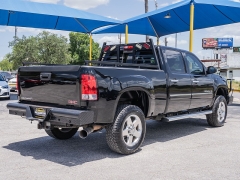 Used 2011  GMC Sierra 2500 4WD Crew Cab Denali at A Motors Sales & Finance near San Antonio&comma; TX