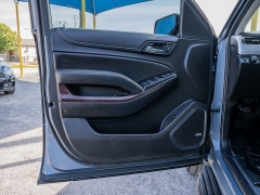 Used 2016  GMC Yukon XL 4d SUV 4WD SLT at A Motors Sales & Finance near San Antonio, TX