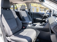 Used 2019  Toyota RAV4 4d SUV FWD XLE at A Motors Sales & Finance near San Antonio&comma; TX