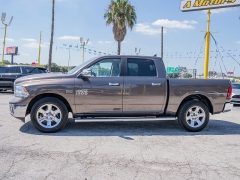 Used 2018  Ram 1500 2WD Crew Cab SLT at A Motors Sales & Finance near San Antonio&comma; TX