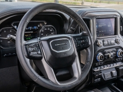 Used 2020  GMC Sierra 2500 4WD Crew Cab Denali Dsl at A Motors Sales & Finance near San Antonio&comma; TX