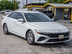 Used 2025  Hyundai Elantra SE IVT at A Motors Sales & Finance near San Antonio&comma; TX
