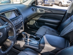 Used 2020  Nissan Pathfinder 4d SUV FWD SL at A Motors Sales & Finance near San Antonio&comma; TX