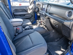 Used 2018  Jeep Wrangler Unlimited 4d SUV 4WD Sahara at A Motors Sales & Finance near San Antonio&comma; TX