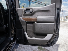 Used 2020  GMC Sierra 1500 4WD Crew Cab Elevation at A Motors Sales & Finance near San Antonio&comma; TX
