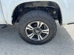 Used 2017 Toyota Tacoma 2WD Double Cab TRD Sport at A Motors Sales & Finance near San Antonio, TX