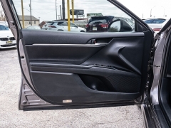 Used 2019  Toyota Camry 4d Sedan SE at A Motors Sales & Finance near San Antonio&comma; TX