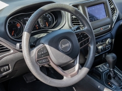 Used 2019 Jeep Cherokee 4d SUV FWD Latitude 2.4L at A Motors Sales & Finance near San Antonio, TX