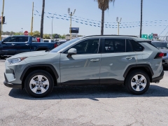 Used 2019  Toyota RAV4 4d SUV FWD XLE at A Motors Sales & Finance near San Antonio&comma; TX