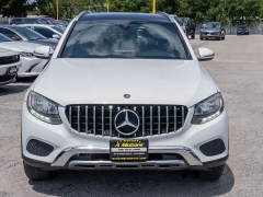 Used 2017  Mercedes-Benz GLC-Class 4d SUV GLC300 at A Motors Sales & Finance near San Antonio&comma; TX