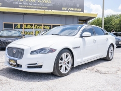 Used 2016  Jaguar XJ 4d Sedan Portfolio LWB at A Motors Sales & Finance near San Antonio&comma; TX