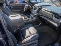 Used 2020  Chevrolet Suburban 4d SUV 4WD LT at A Motors Sales & Finance near San Antonio, TX