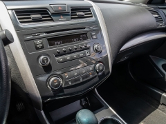 Used 2015  Nissan Altima 4d Sedan S 2&period;5L at A Motors Sales & Finance near San Antonio&comma; TX