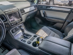 Used 2017  Volkswagen Touareg 4d SUV 4motion Wolfsburg at A Motors Sales & Finance near San Antonio&comma; TX