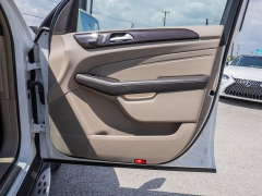 Used 2014  Mercedes-Benz M-Class 4d SUV ML350 at A Motors Sales & Finance near San Antonio&comma; TX