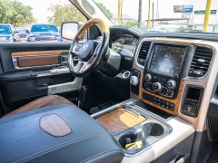 Used 2017  Ram 1500 2WD Crew Cab Longhorn at A Motors Sales & Finance near San Antonio&comma; TX