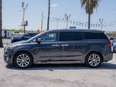Used 2016  Kia Sedona 4d Wagon SX Limited at A Motors Sales & Finance near San Antonio&comma; TX