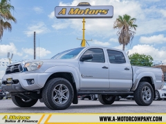 Used 2013  Toyota Tacoma 2WD Double Cab PreRunner V6 Short Bed at A Motors Sales & Finance near San Antonio&comma; TX