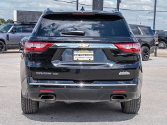 Used 2018  Chevrolet Traverse 4d SUV AWD High Country at A Motors Sales & Finance near San Antonio&comma; TX