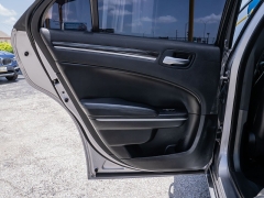 Used 2015  Chrysler 300 4d Sedan Limited at A Motors Sales & Finance near San Antonio&comma; TX