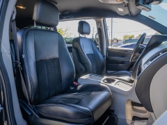 Used 2019  Dodge Grand Caravan 4d Wagon SXT at A Motors Sales & Finance near San Antonio, TX