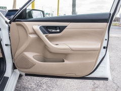 Used 2015  Nissan Altima 4d Sedan 2&period;5L at A Motors Sales & Finance near San Antonio&comma; TX