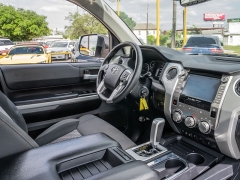 Used 2021  Toyota Tundra 2WD SR5 CrewMax 5&period;5ft Bed 5&period;7L at A Motors Sales & Finance near San Antonio&comma; TX