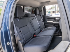 Used 2019  Chevrolet Silverado 1500 2WD Crew Cab LT at A Motors Sales & Finance near San Antonio&comma; TX